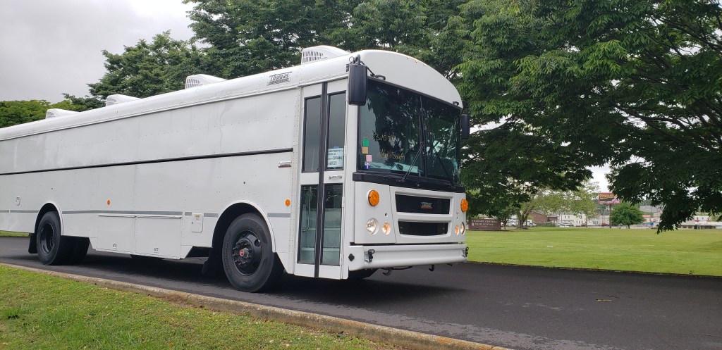 Here Comes the PIE ON THE GO STEM BUS! (Click Here to See the&nbsp;Beginning)